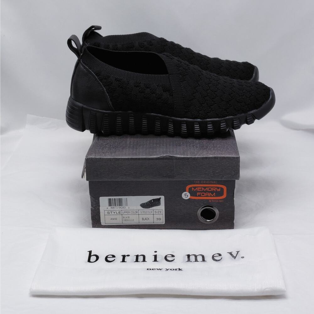 Bernie Mev Womens Slip On Sneakers Size EU 39 Black Knit Comfort Travel Everyday